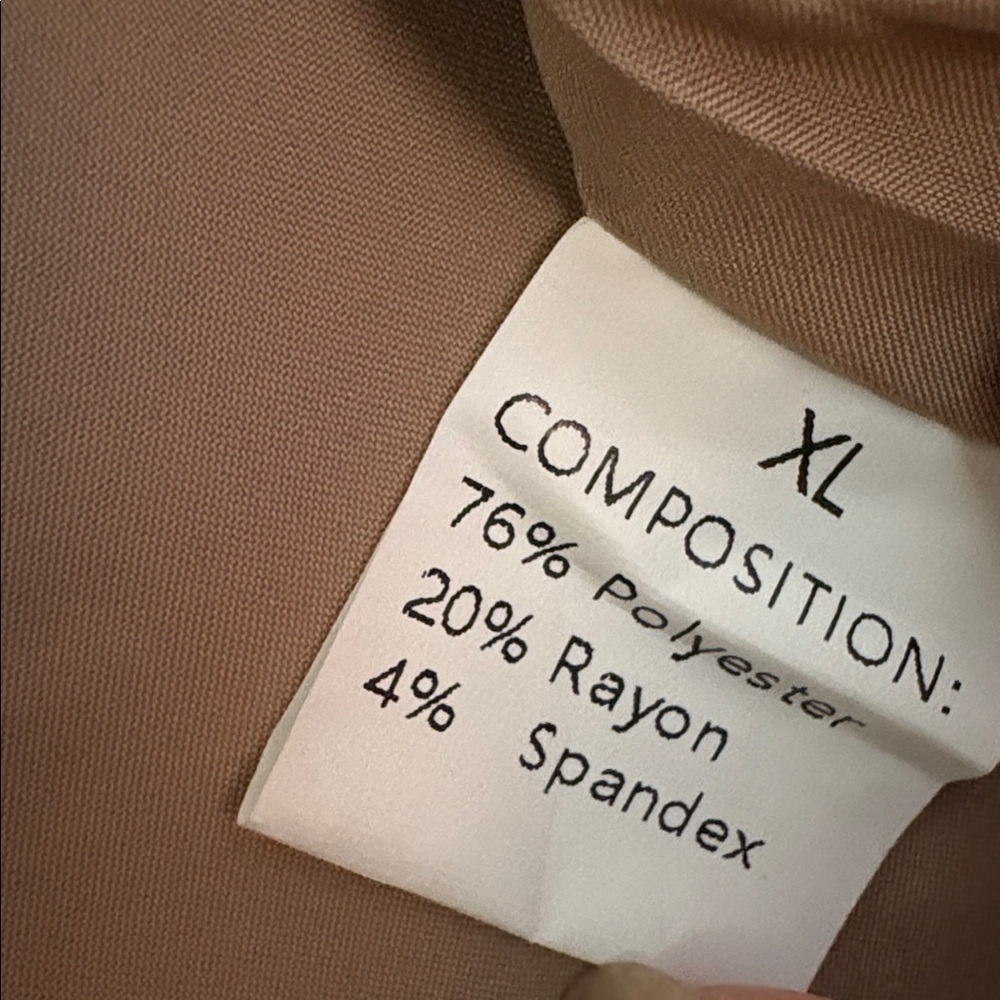 Tan Button-Up Vest - Picture 4 of 5